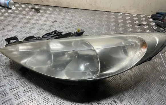 Peugeot 207 Headlight/headlamp 9649986280 89045701