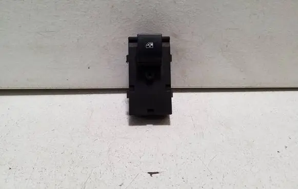 Chevrolet Orlando Electric window control switch 20933566