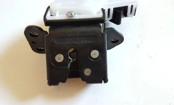 Mazda CX-5 II Tailgate/trunk/boot lock/catch/latch G33M62310C A8630