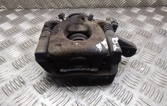 Nissan Qashqai Rear brake caliper