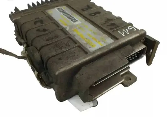 Volkswagen Golf II Engine control unit/module 811907383B