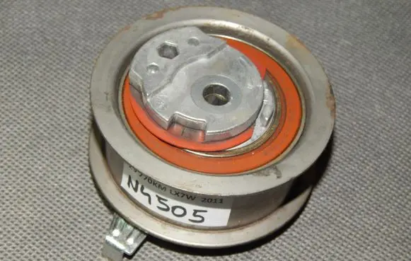 Audi Q5 SQ5 Generator/alternator belt tensioner 03L1092435B