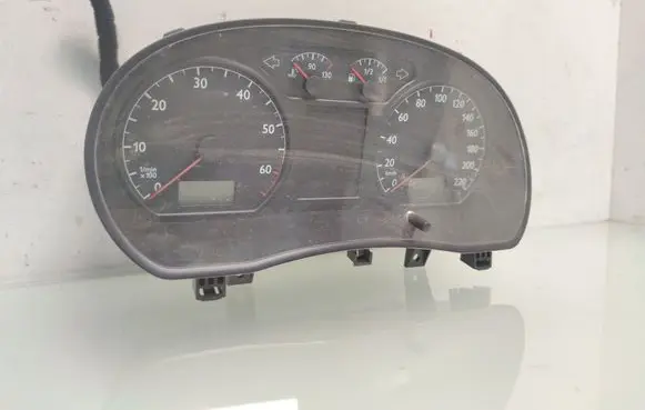Volkswagen Polo Speedometer (instrument cluster) 6Q0920800PX