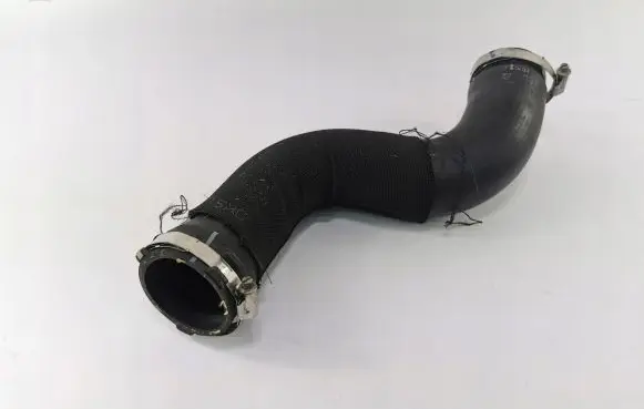Audi A4 S4 B8 8K Intercooler hose/pipe 8K0145737J