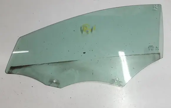 Volvo V40 Front door window glass four-door 