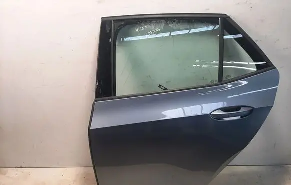 Volkswagen ID.3 Rear door 