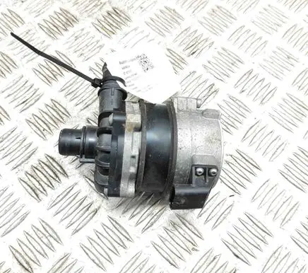 Volvo XC90 Electric auxiliary coolant/water pump 31338384