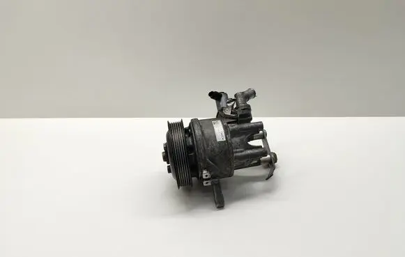 BMW 5 F10 F11 Power steering pump 679866904 5004099 5006525