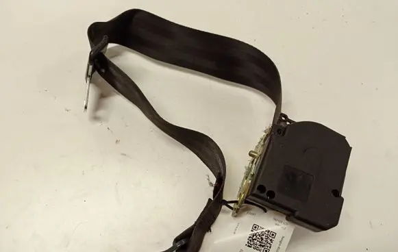 Citroen C5 Middle seatbelt (rear) 33052807 43594