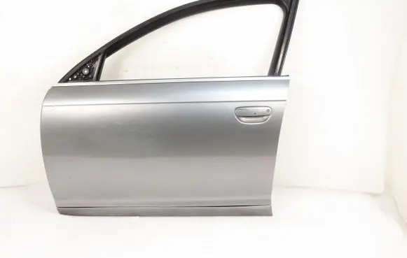 Audi A6 S6 C6 4F Front door