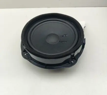 Audi A3 S3 8V Front door speaker 8V0035415E