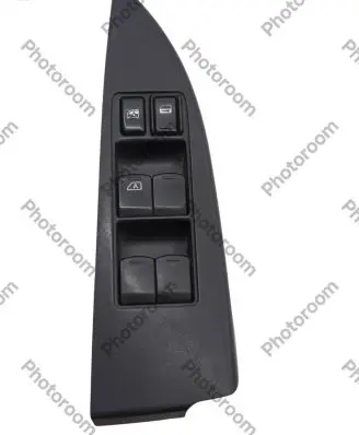 Subaru Legacy Electric window control switch 157525