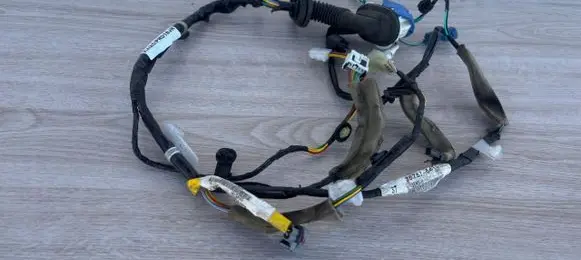 Suzuki Vitara (LY) Front door wiring loom 3675754P10SC
