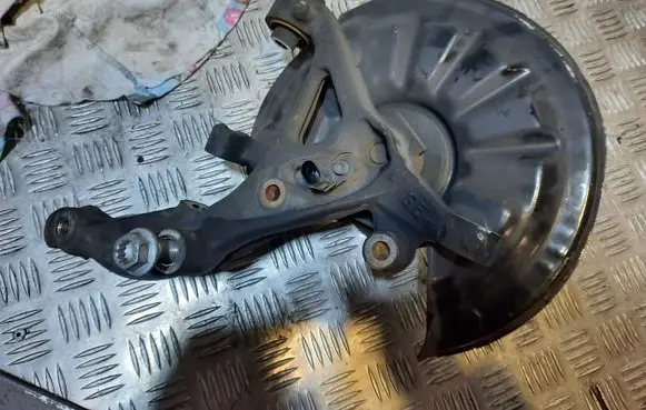 Audi A3 S3 8V Rear wheel hub 5Q0615611F