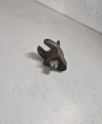 Citroen C4 II Fuel Injector clamp holder 