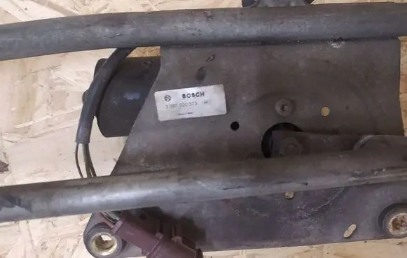 Citroen Xsara Picasso Front wiper linkage and motor 3397020573