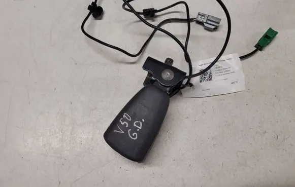 Volvo V50 Middle seatbelt buckle (rear) 