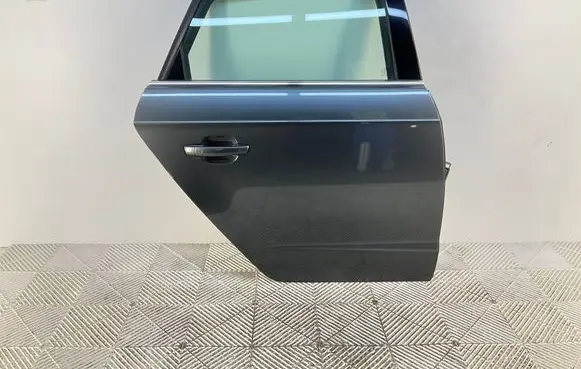 Audi A3 S3 8V Rear door 