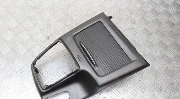 Ashtray (front)