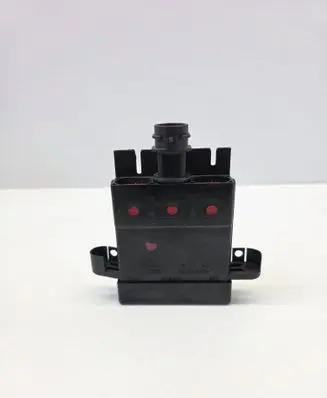 BMW 5 F10 F11 Current control relay 9153418