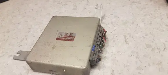 Subaru Legacy Engine control unit/module 22611AC390 A18000DA3