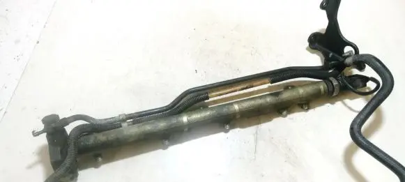 Mercedes-Benz A W168 Fuel main line pipe A6680700095 0445214005