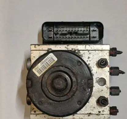 Suzuki Swift I ABS Pump 06210952323 28570024013 06210210394