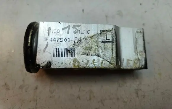 Air conditioning (A/C) expansion valve