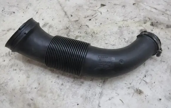 Audi A8 S8 D4 4H Turbo air intake inlet pipe/hose GMAUTO4574097