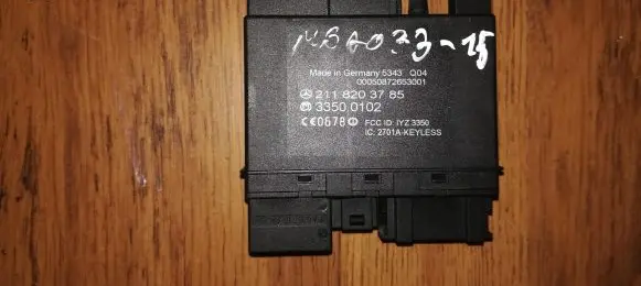 Mercedes-Benz E W211 Keyless (KESSY) go control unit/module 2118203785