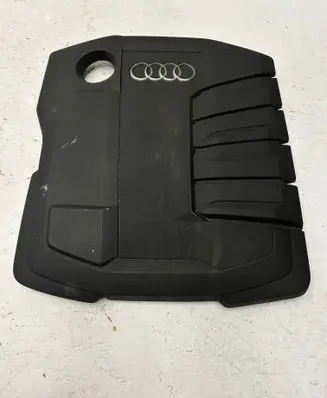 Audi A5 Engine cover (trim) 05L103925D