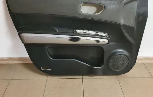 Nissan X-Trail T31 Front door card panel trim 80977JG00A