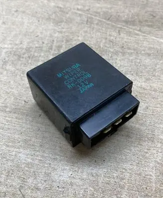 Subaru Impreza II Window wiper relay RK0098