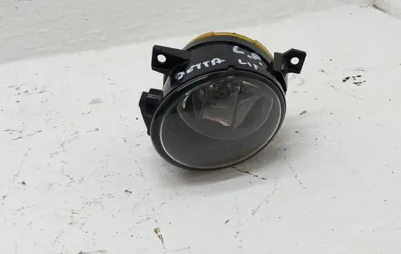 Volkswagen Jetta V Front fog light