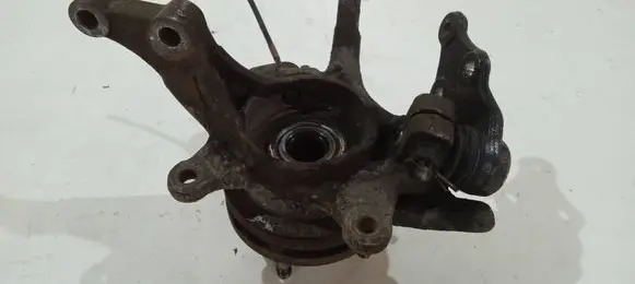 KIA Carens III Front wheel hub