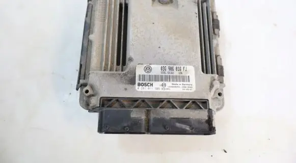 Seat Altea Engine control unit/module ECU 0281011908