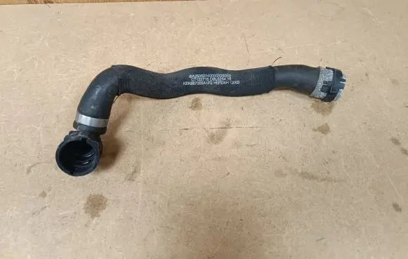 Mercedes-Benz GLC X253 C253 Engine coolant pipe/hose A2535014000