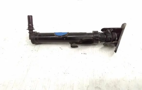 Headlight washer spray nozzle