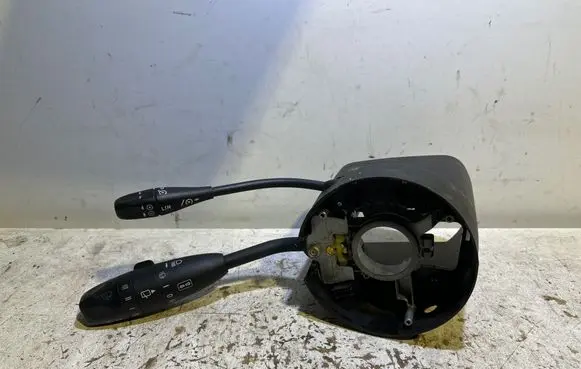Mercedes-Benz C W203 Indicator stalk A2035450410