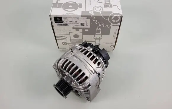 Mercedes-Benz E W211 Generator/alternator A0141540102 0124615049 A0131548202