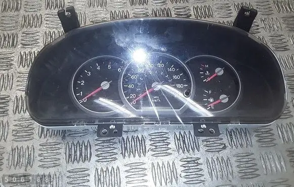 KIA Carnival Speedometer (instrument cluster) 0k52a55430a
