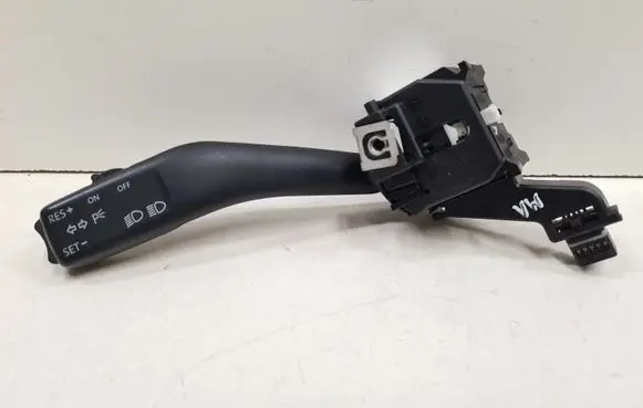 Volkswagen Touran I Indicator stalk 1K0953513A