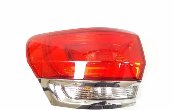 Jeep Grand Cherokee Rear/tail lights 68110001AE