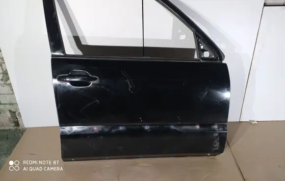 Toyota Land Cruiser (J120) Front door