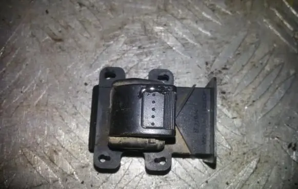 Honda Jazz Electric window control switch m20783