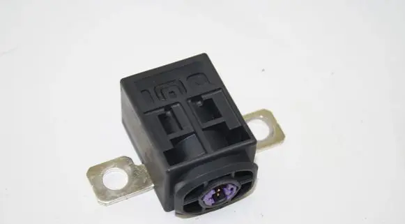 Porsche Panamera (970) Battery relay fuse 4F0915519