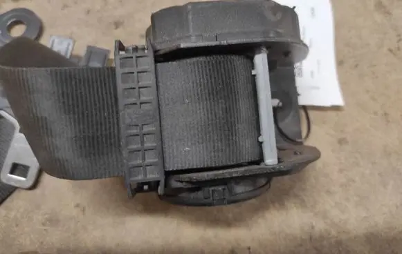 Citroen C5 Rear seatbelt 33052806 96325577XX