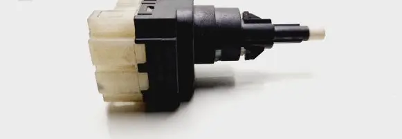 Skoda Fabia Mk1 (6Y) Brake pedal sensor switch 24761 FAEW37