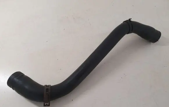 Mercedes-Benz Vito Viano W639 Engine coolant pipe/hose A6395017082