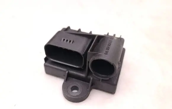 Mercedes-Benz Sprinter W906 Glow plug pre-heat relay A6519002303